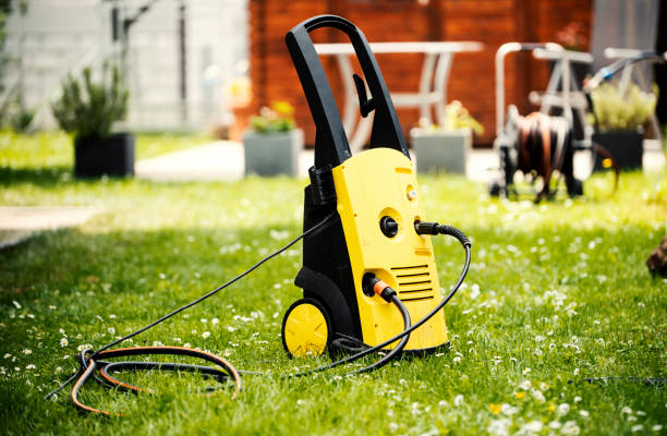 Best Pool Deck Cleaning  in West Yellowstone, MT